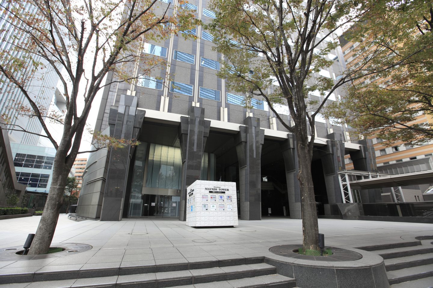 新宿マインズタワー定期点検全館停電のお知らせ 株式会社インヴァランス Invalance